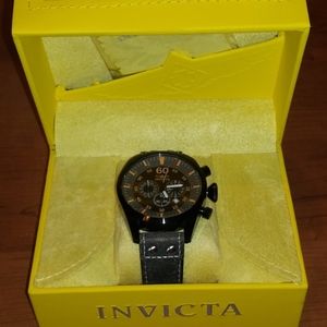 Invicta Mens Aviator Watch with box and cloth